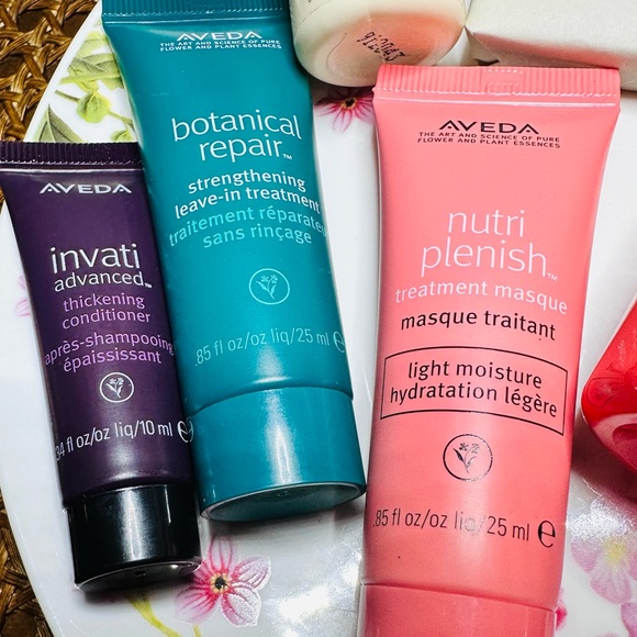 Aveda Deluxe hair and body bundle all new - Picture 10 of 11